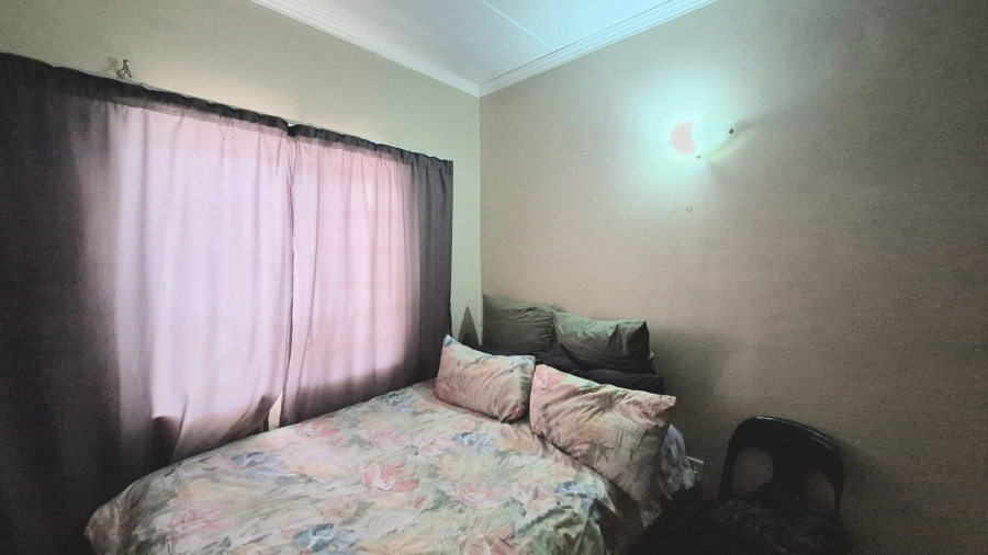 1 Bedroom Property for Sale in Die Bult North West